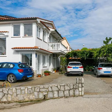 Apartament With A - C In Krk-insel Krk 51796 Krk Town